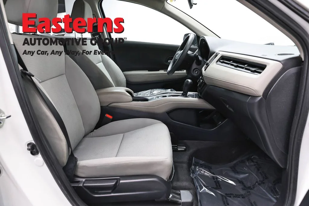 Used 2021 White Honda LX image 22