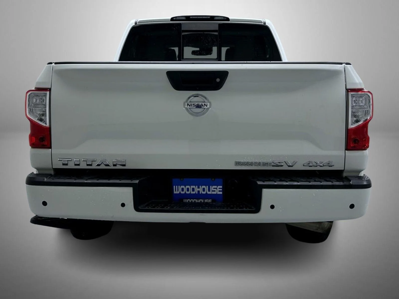 Used 2021 White Nissan SV image 6