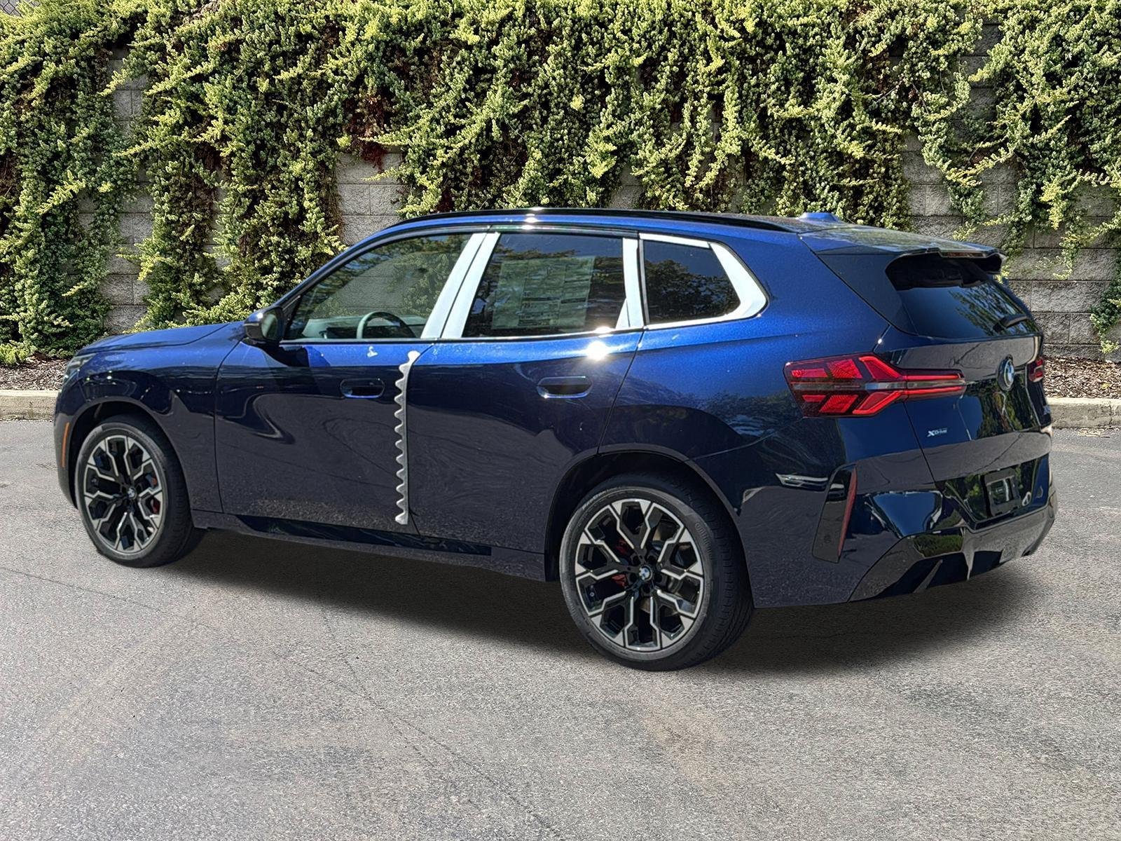 New 2026 Tanzanite Blue II Metallic BMW 30 xDrive image 6
