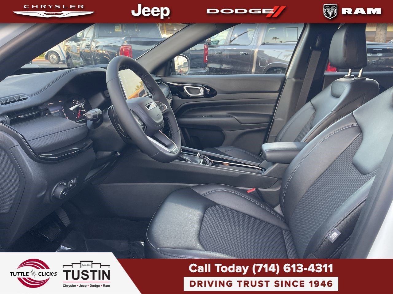 New 2026 Bright White Clearcoat Jeep Latitude image 17