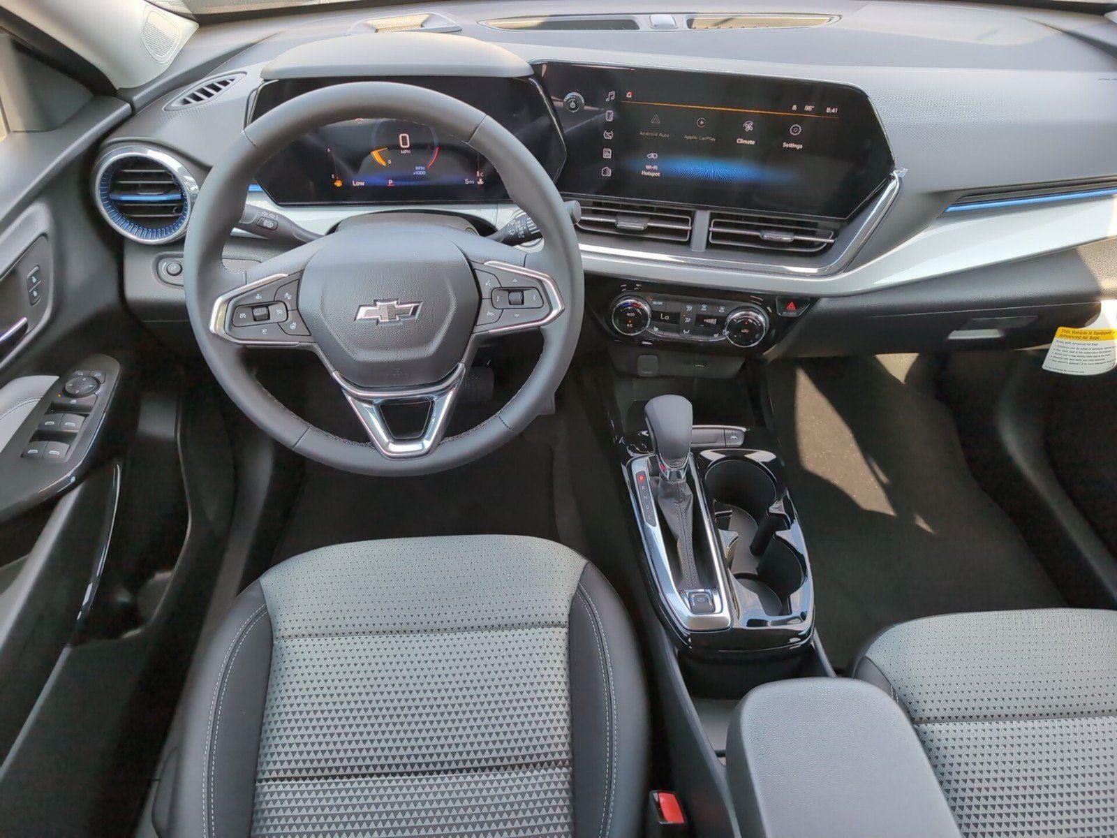 2026 Chevrolet Trax LT - Photo 31