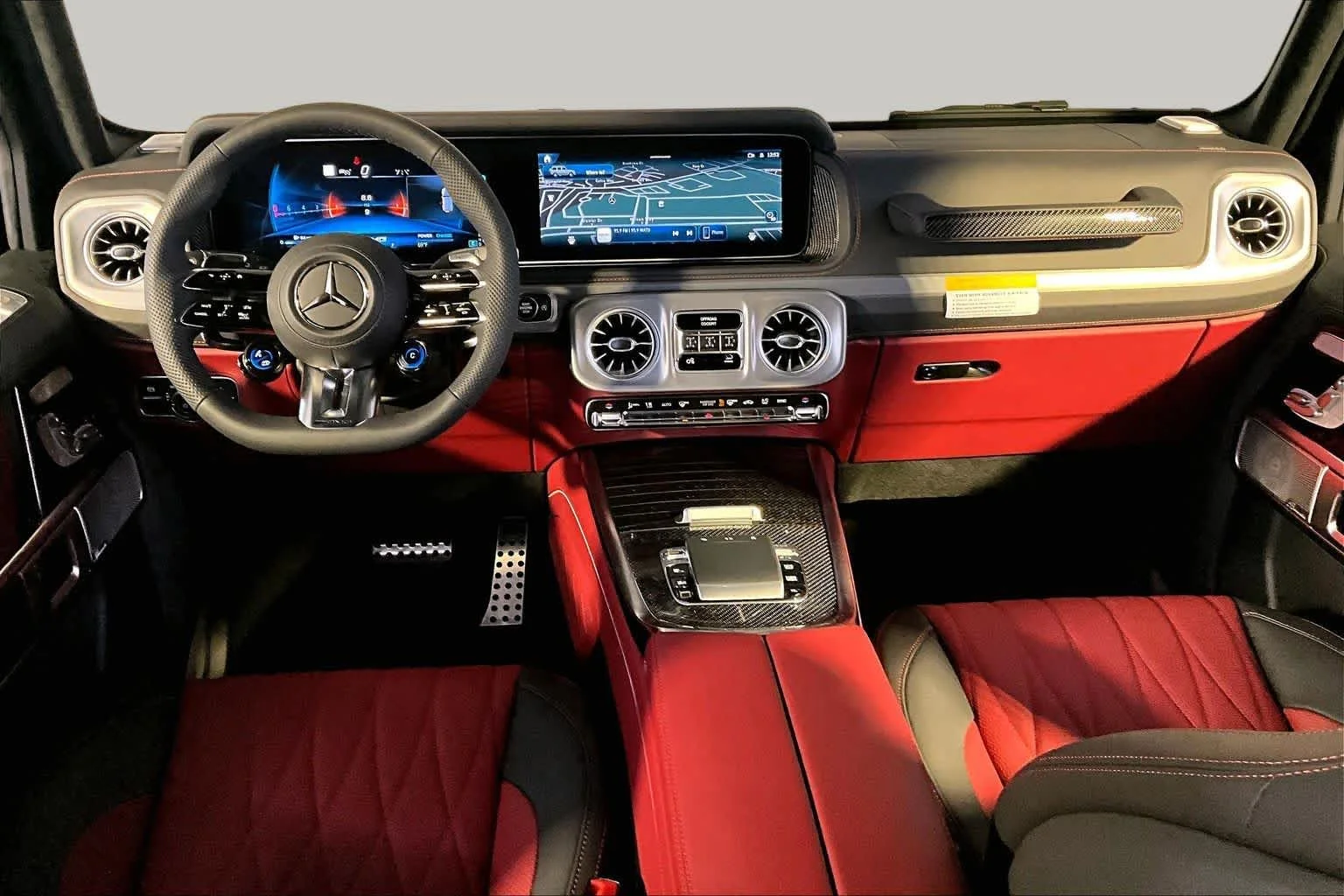 New 2027 MANUFAKTUR Night Black Magno Mercedes-Benz AMG® G 63 image 7