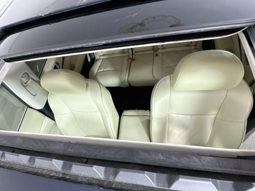 Certified Used 2018 Blue INFINITI  image 25