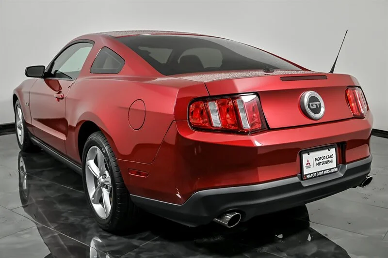 Used 2010 Red Candy Metallic Ford GT image 7