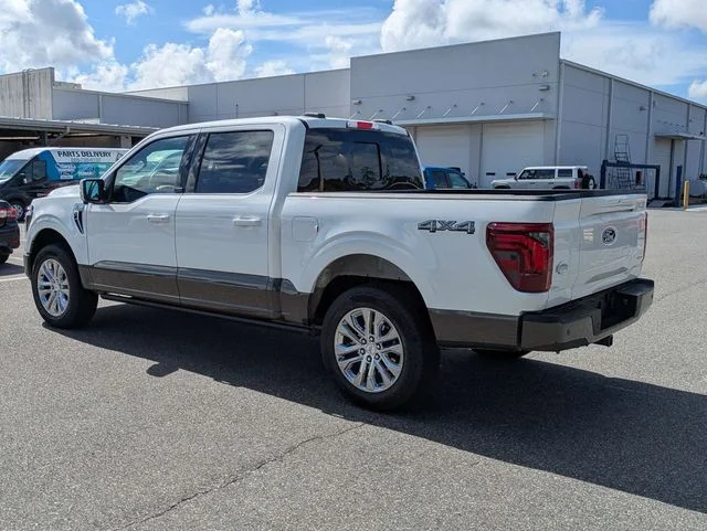 Used 2025 Star White Ford King Ranch image 5