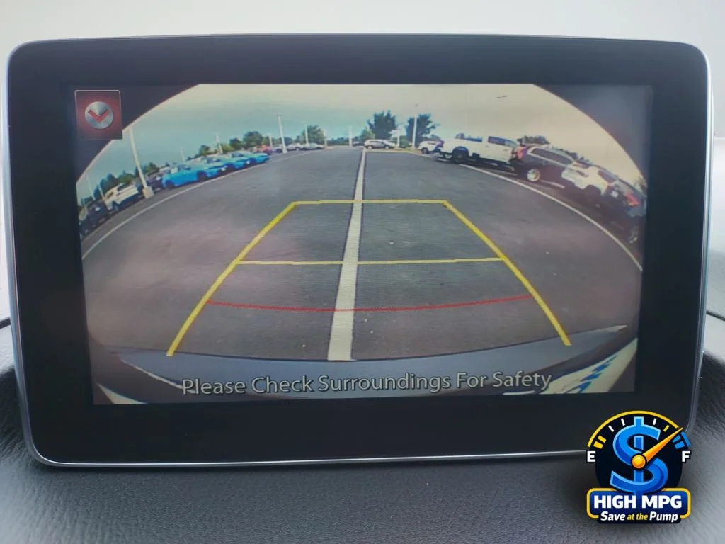 Used 2016 Blue Mazda i Sport image 18