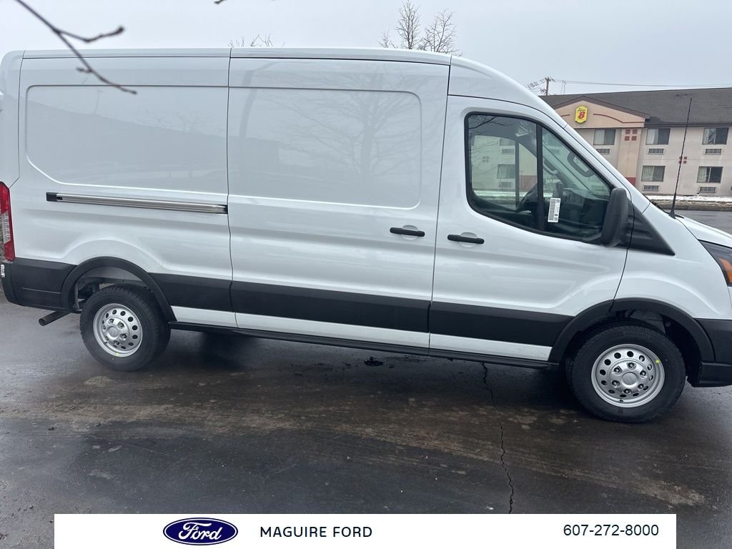 New 2026 Oxford White Ford Cargo Van image 3