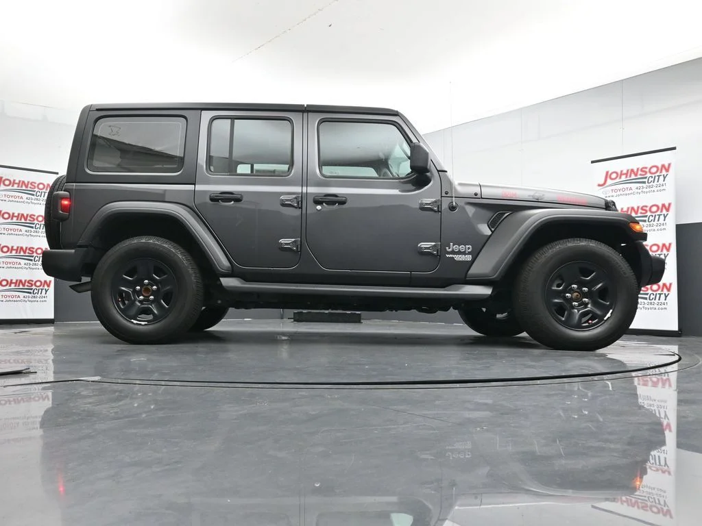 Used 2021 Gray Jeep Unlimited Sport image 35