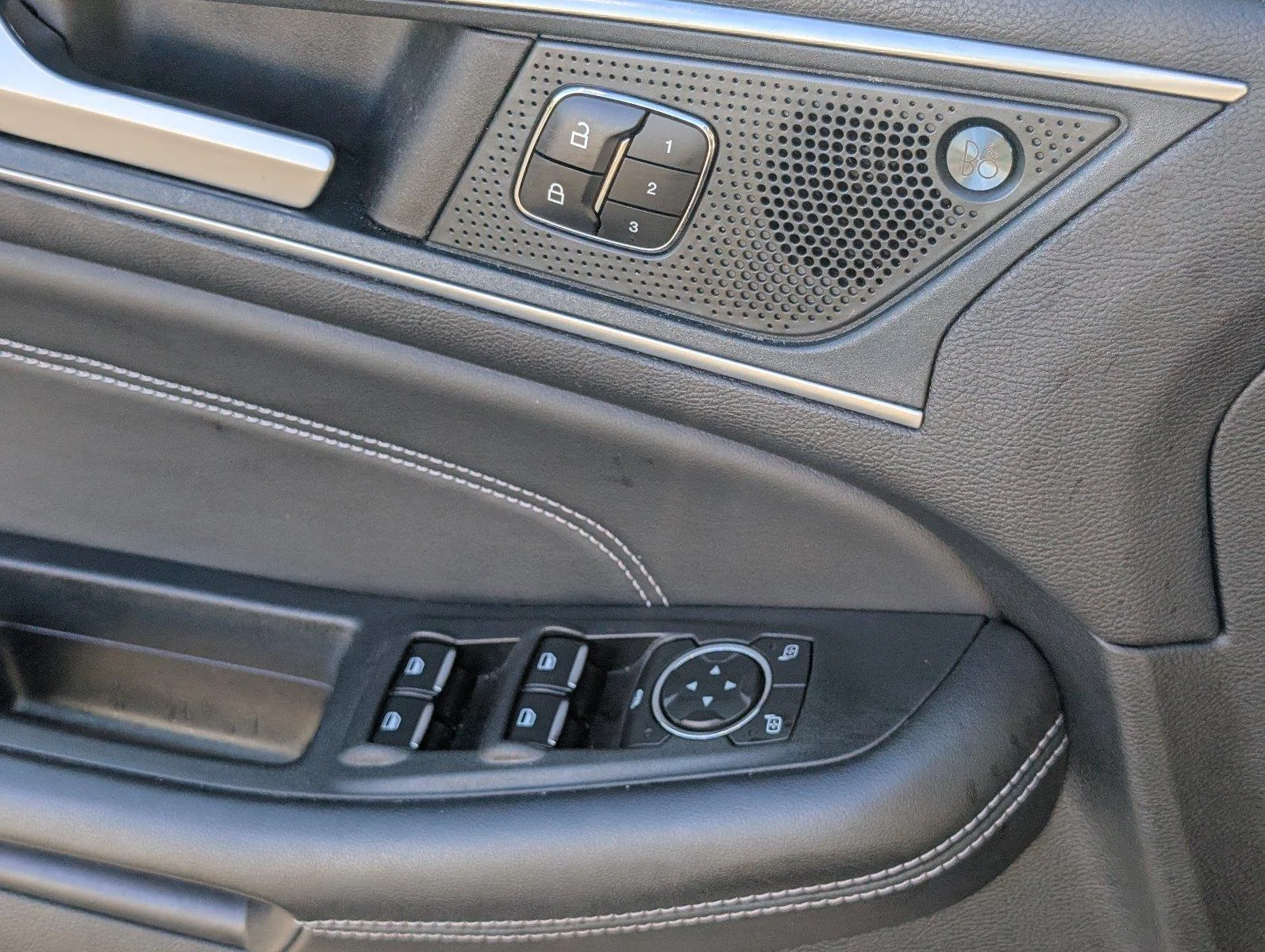 Used 2024 Stone Blue Ford Titanium image 20