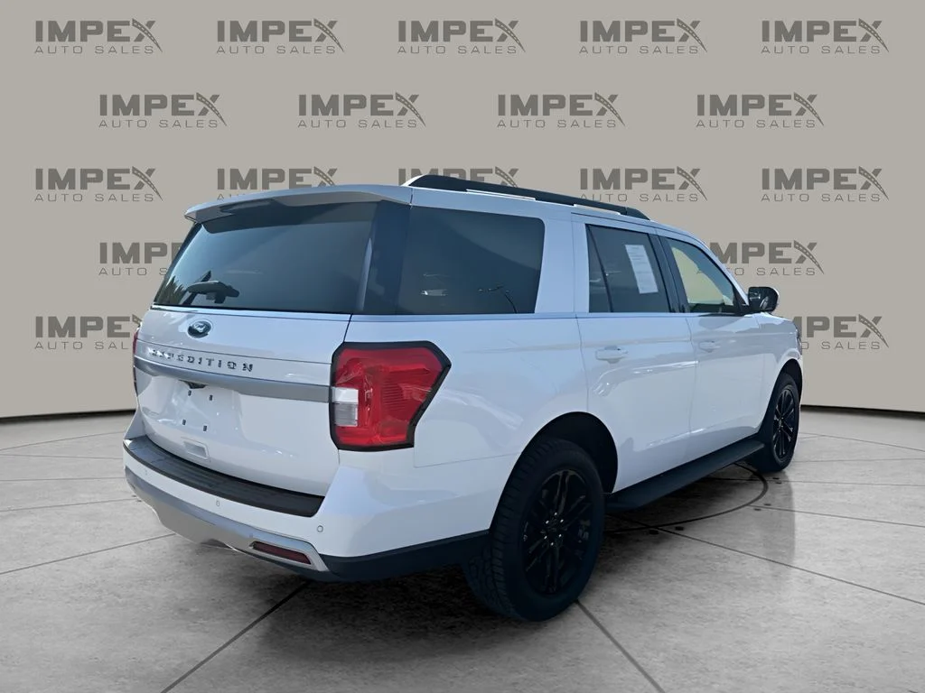 Used 2024 White Ford XLT image 3