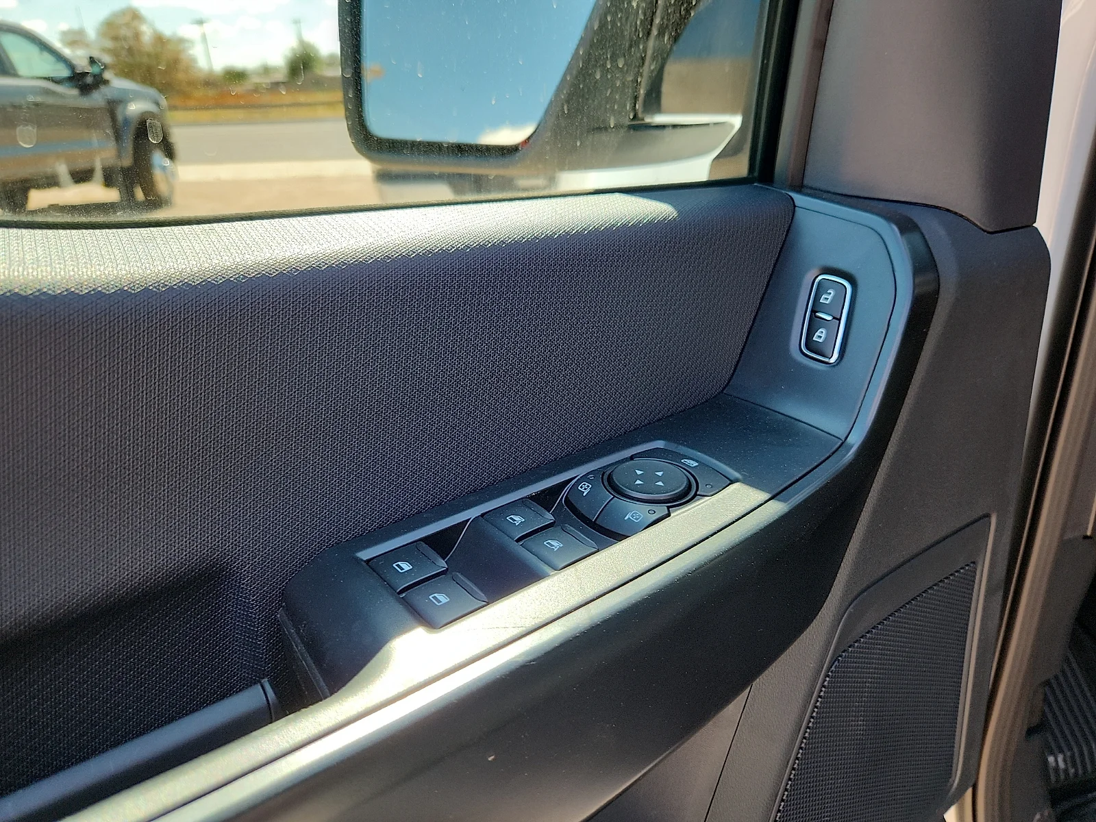 New 2026 Oxford White Ford STX image 15