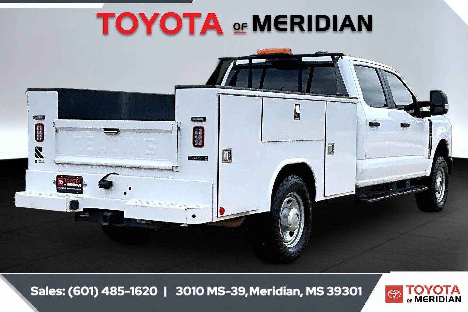 Used 2023 Oxford White Ford XL image 11