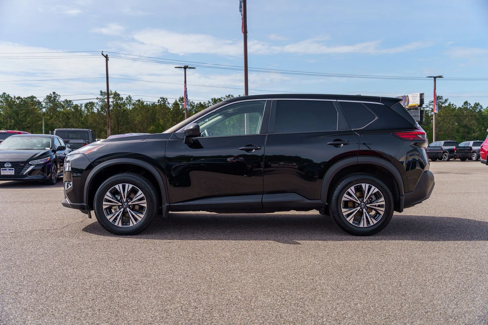 Used 2023 Black Nissan SV image 3
