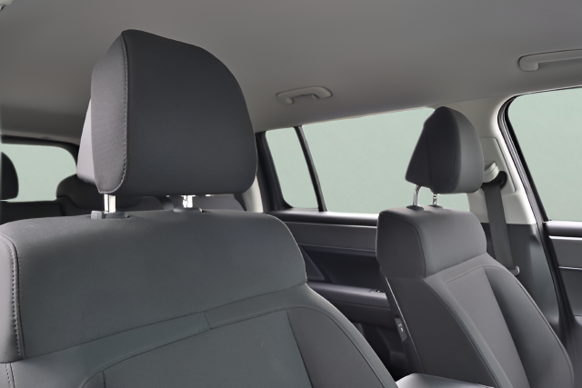 Used 2026 Gray Hyundai SE image 18