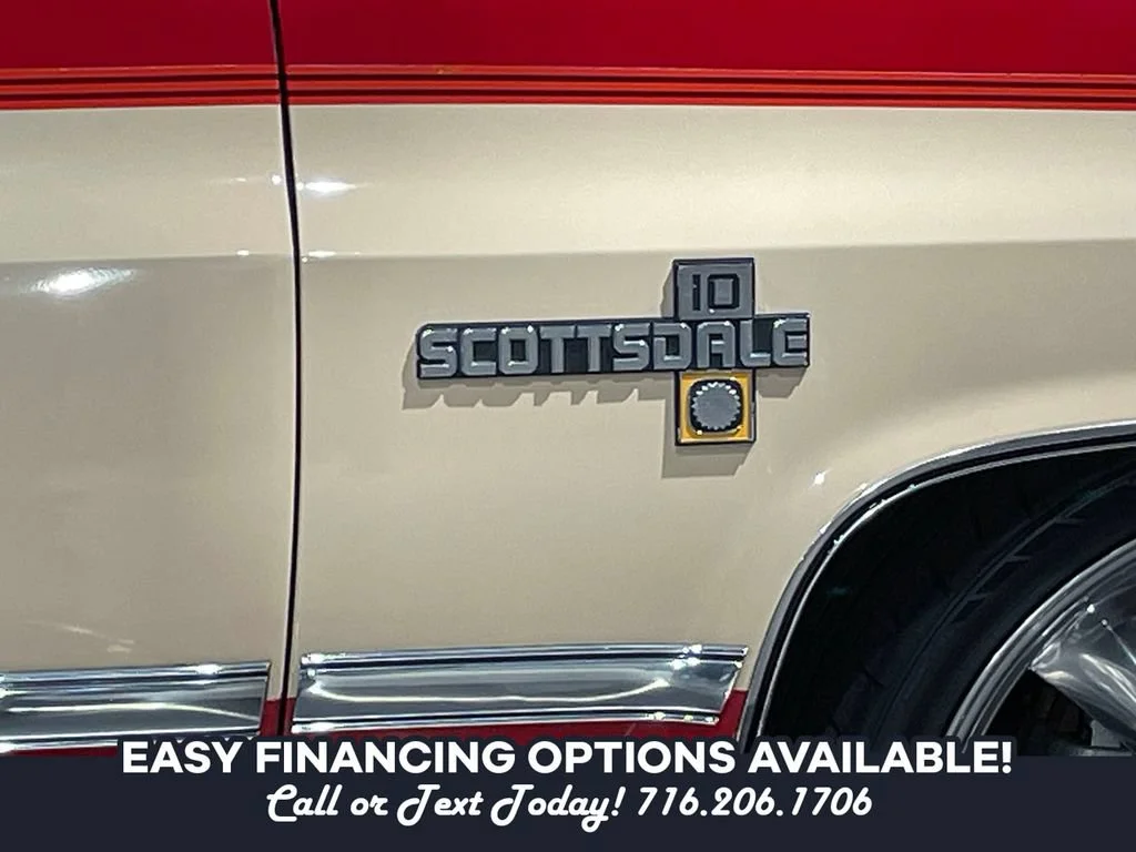 Used 1985  Chevrolet NA image 6