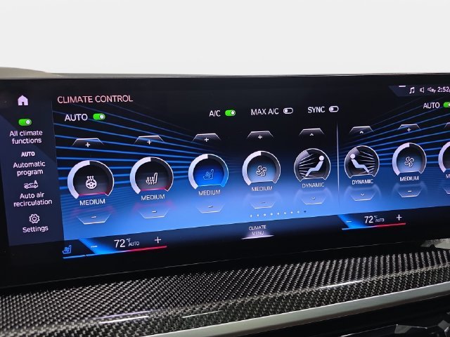 Used 2023 Black BMW M60i image 24