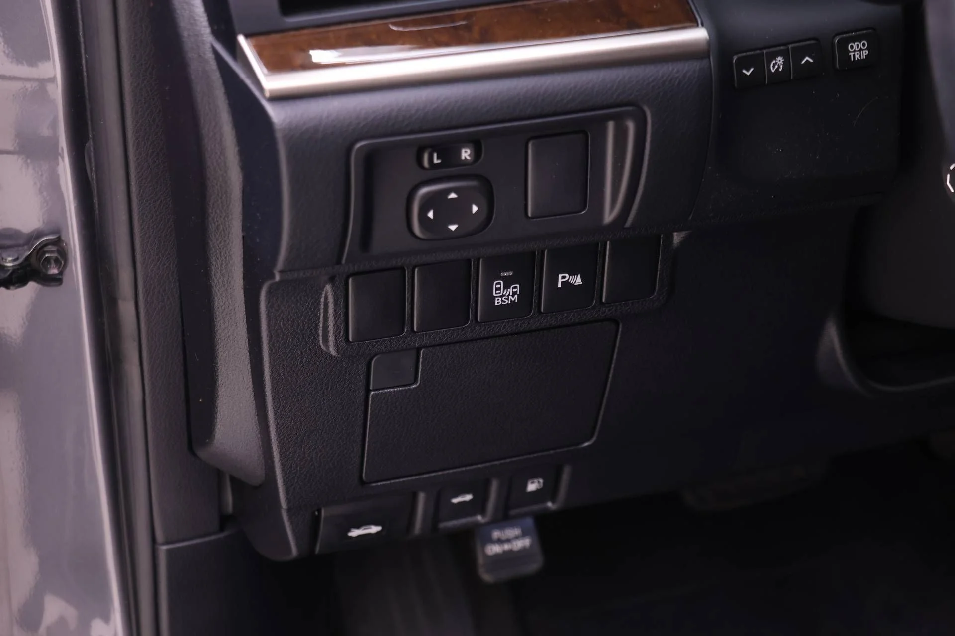 Used 2015 Gray Lexus 350 image 19