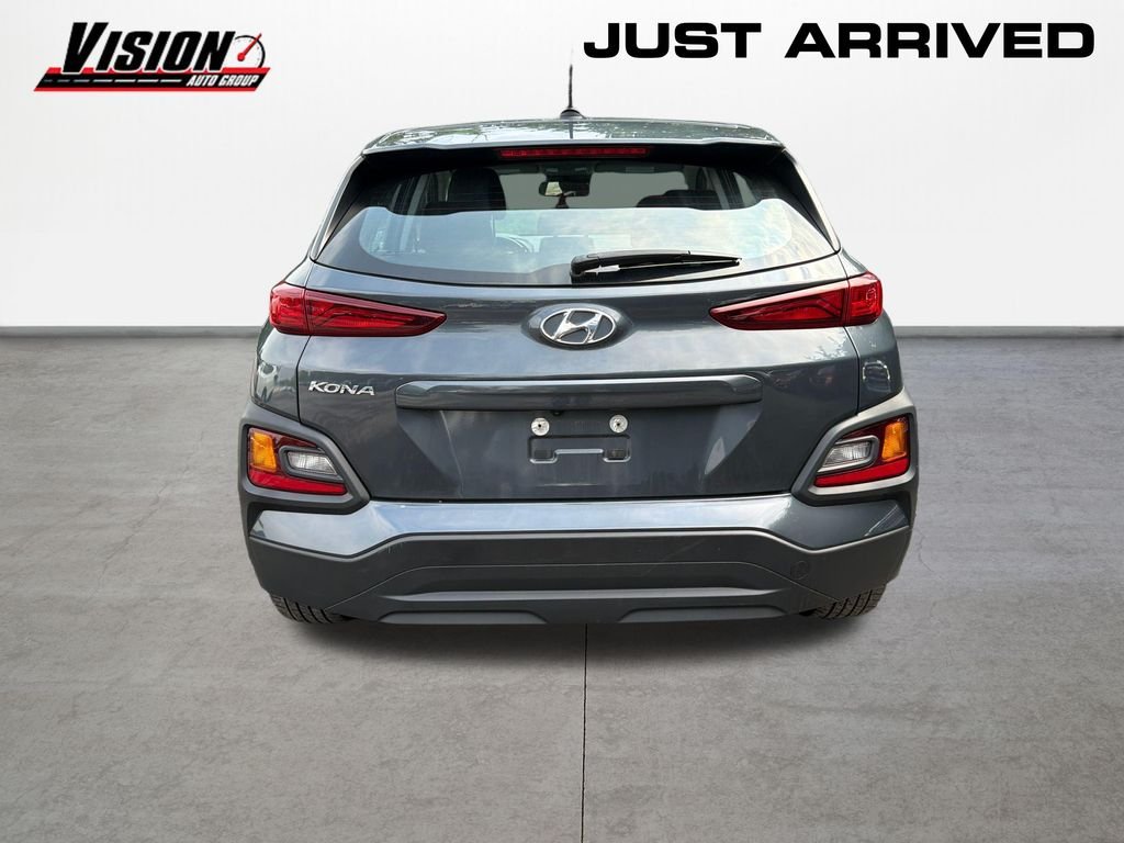 Used 2019 Gray Hyundai SE image 6