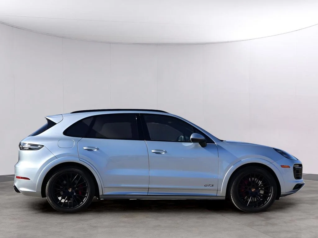 2023 Porsche Cayenne GTS - Photo 9