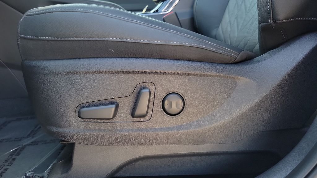 Certified Used 2025 Gray Kia EX X-Line image 17