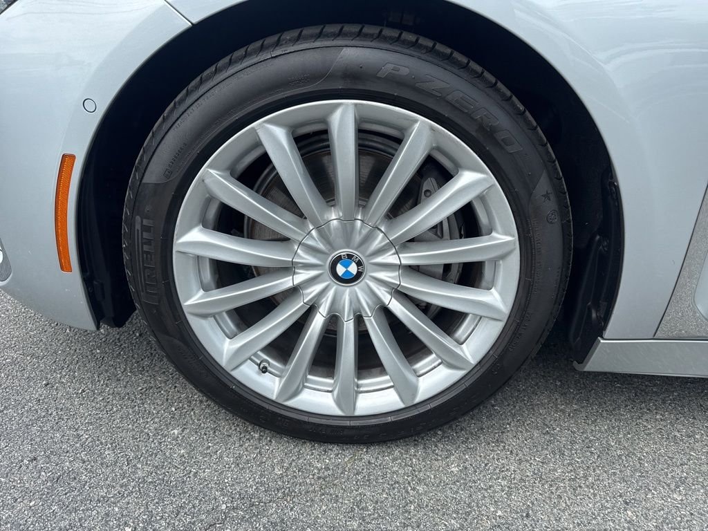 2020 BMW 7 Series 740i - Photo 9
