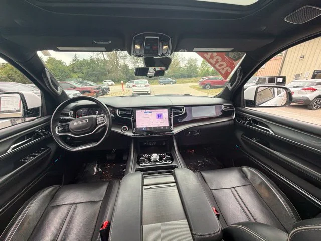 Used 2022 White Jeep Series II image 18