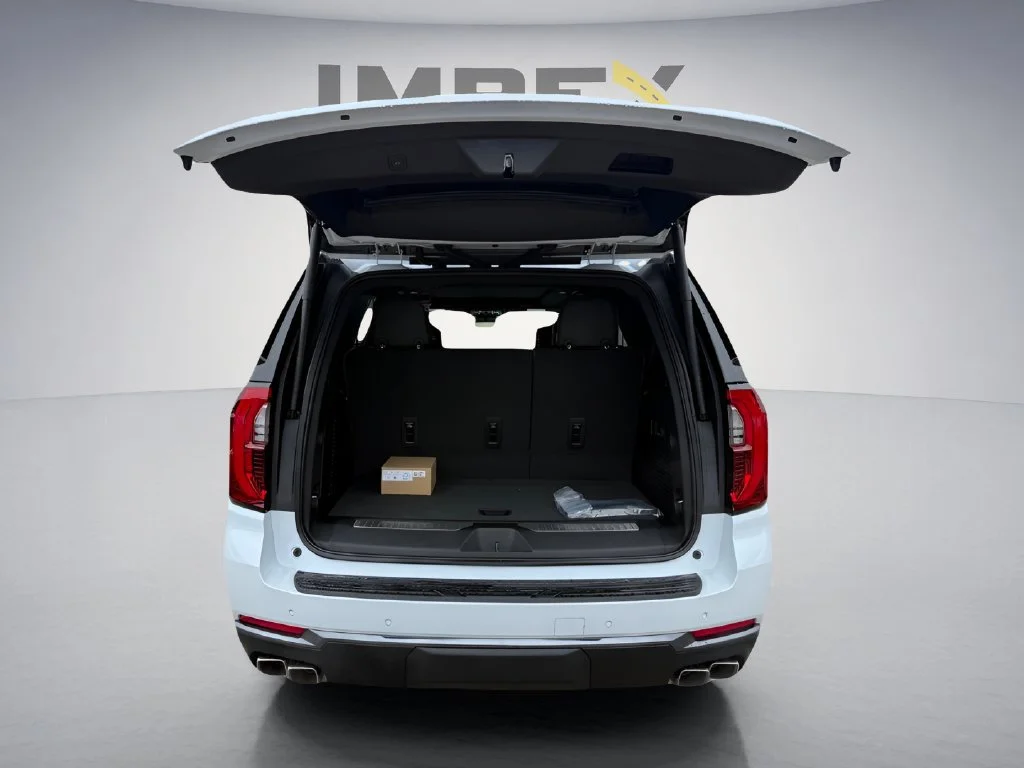 New 2026 Glacier White Tricoat GMC Denali Ultimate image 35