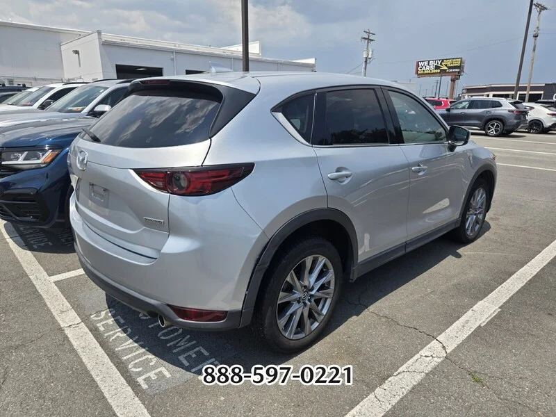 Used 2021 Sonic Silver Metallic MAZDA GRAND TOURING image 5