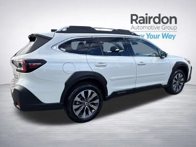 Used 2025 Crystal White Pearl Subaru Touring image 7