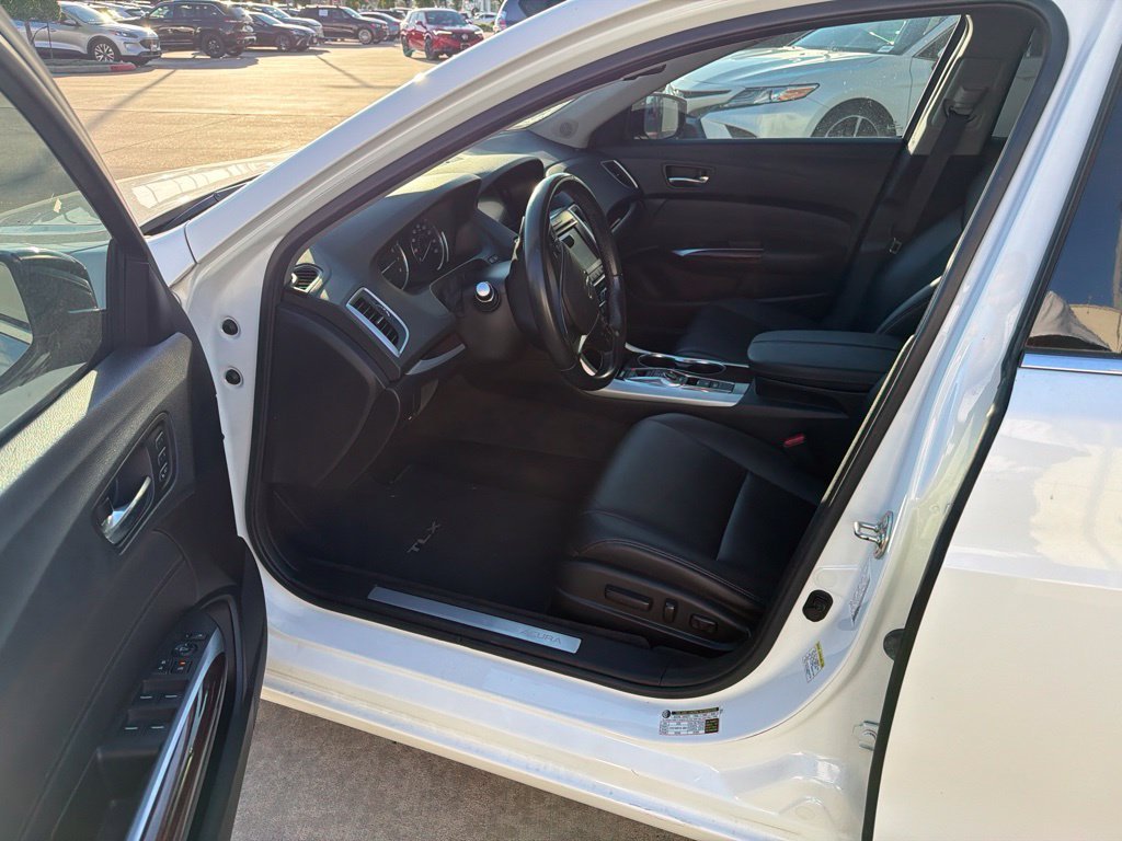 Used 2017 Bellanova White Pearl Acura V6 image 2