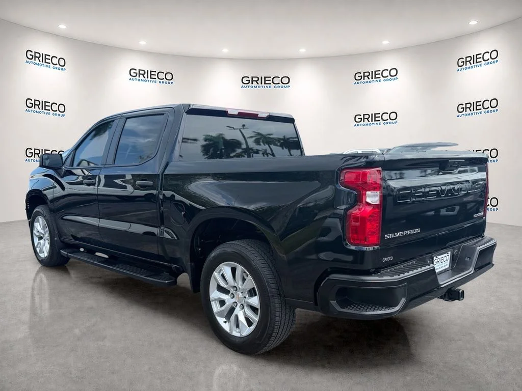 Used 2025 Black Chevrolet Custom image 5