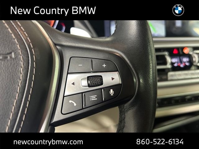 Used 2021 Arctic Grey Metallic BMW xDrive40i image 16