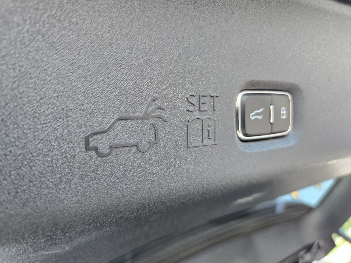 Used 2025 Black Ford Active image 33