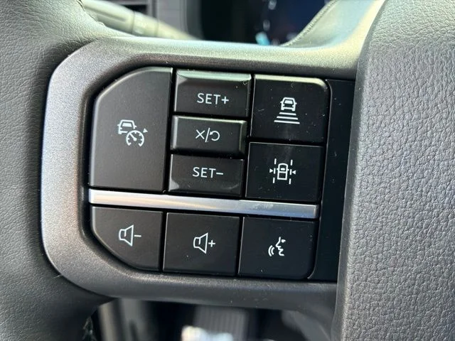 New 2026 Agate Black Metallic Ford XLT image 33