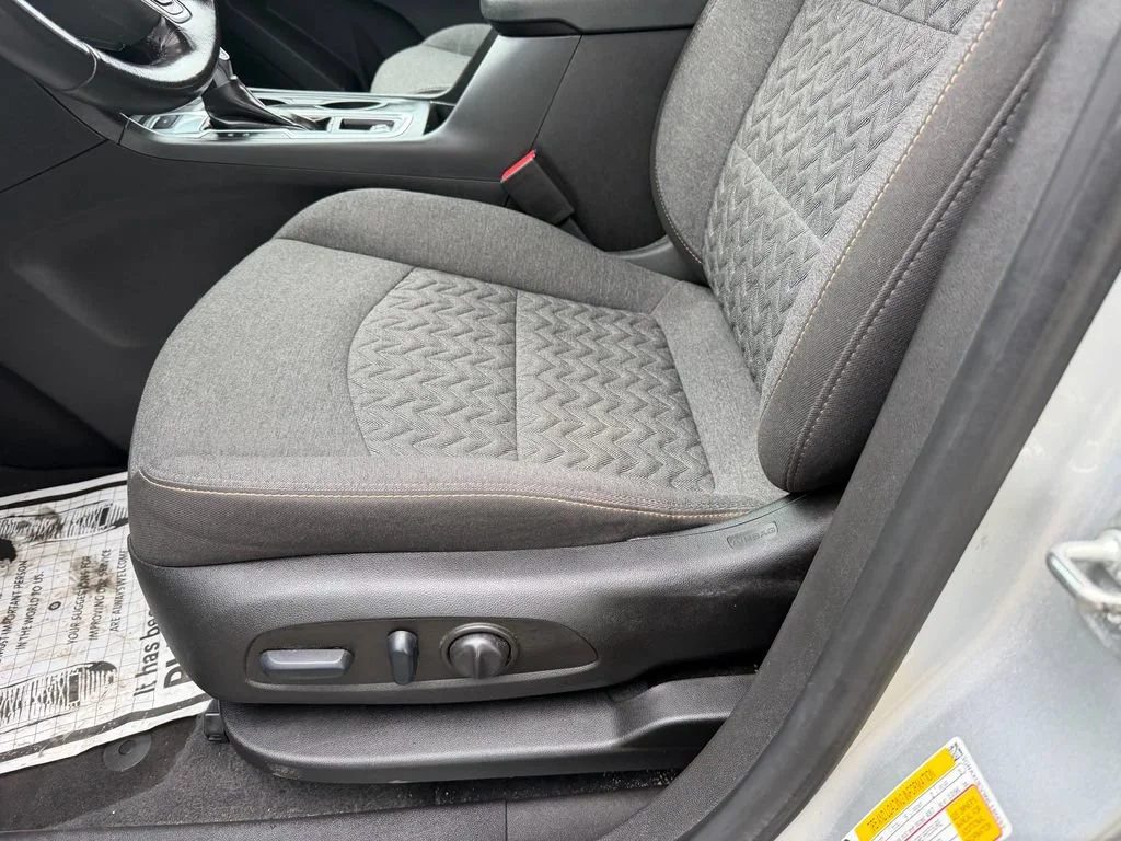 Used 2022 Silver Ice Metallic Chevrolet LT image 12