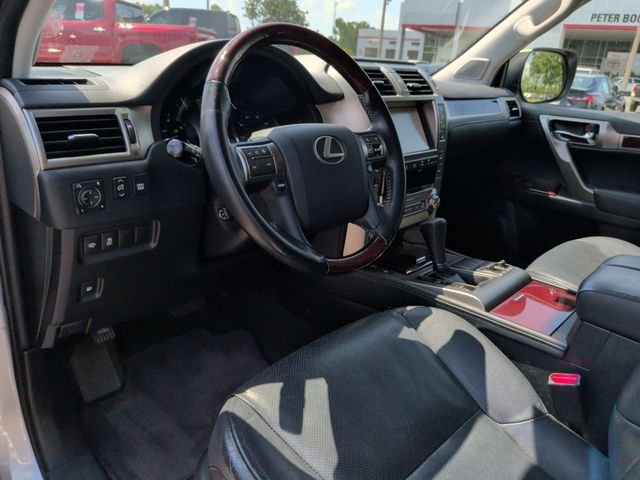 Used 2018 Silver Lexus 460 image 16