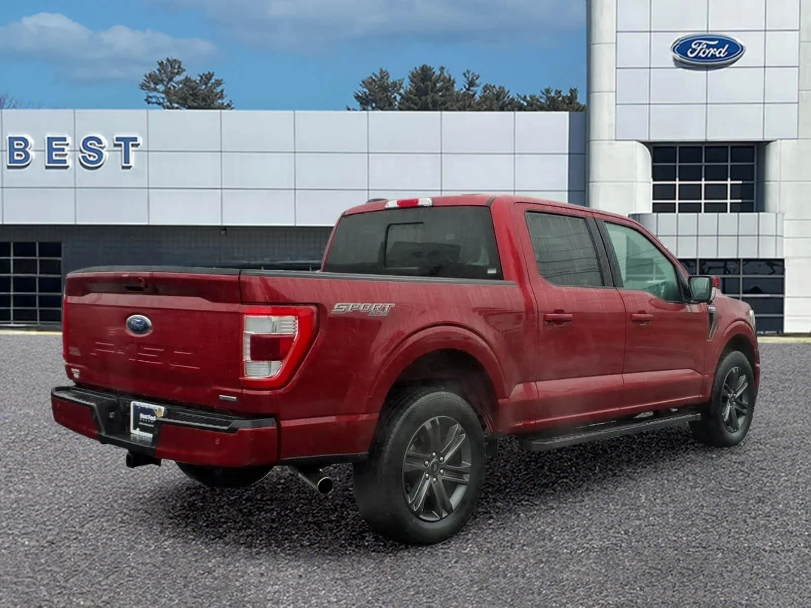 Used 2023 Rapid Red Metallic Tinted Clearcoat Ford LARIAT image 7