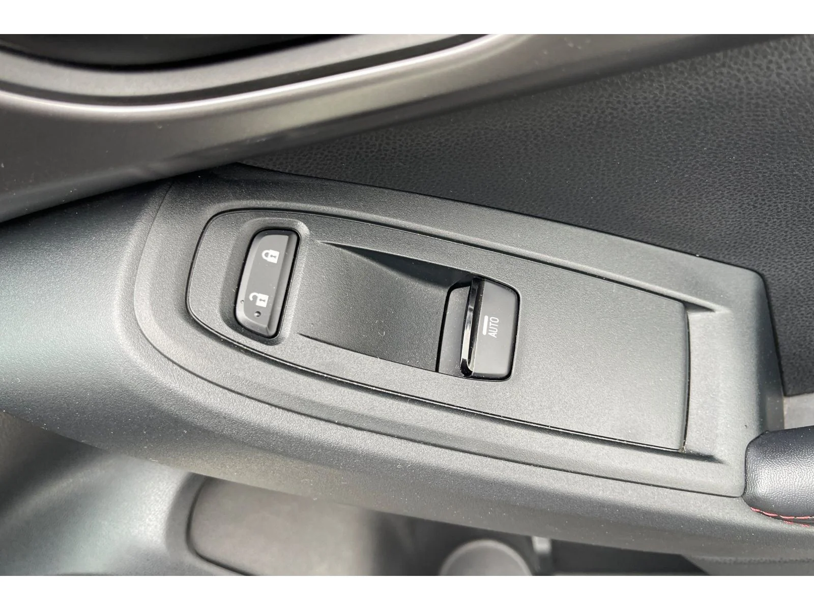 Used 2024 Crystal White Pearl Subaru Sport image 22