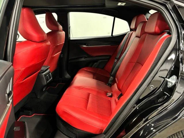 Used 2025 MIDNIGHT BLACK METALLIC Toyota  image 19