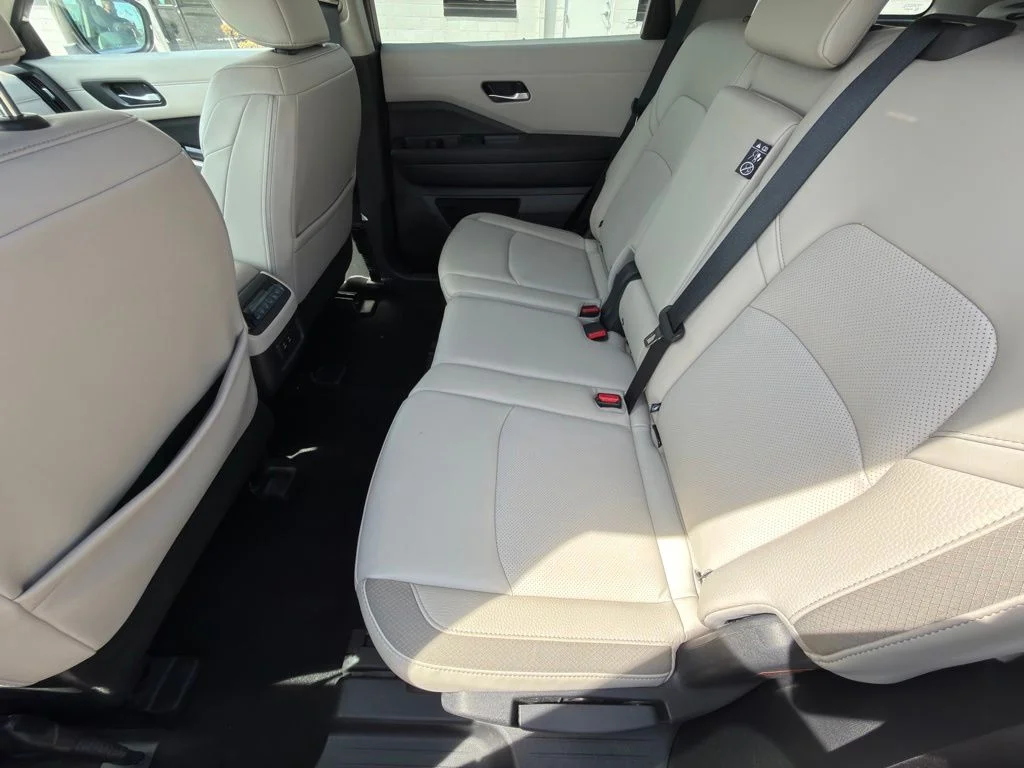 Used 2026 Gray Nissan SL image 15