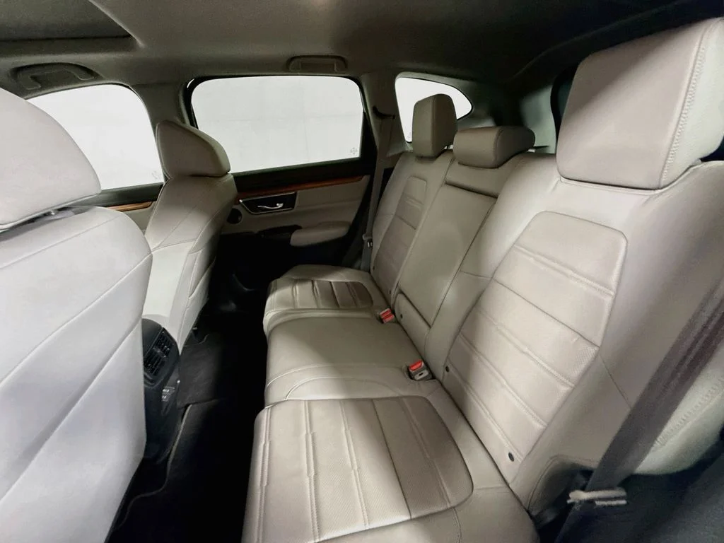 Used 2018 Gunmetal Metallic Honda EX-L image 22