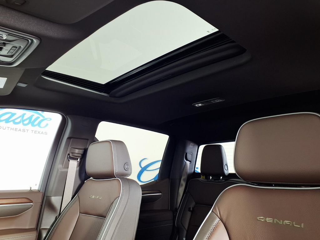 2026 GMC Sierra 1500 Denali - Photo 13