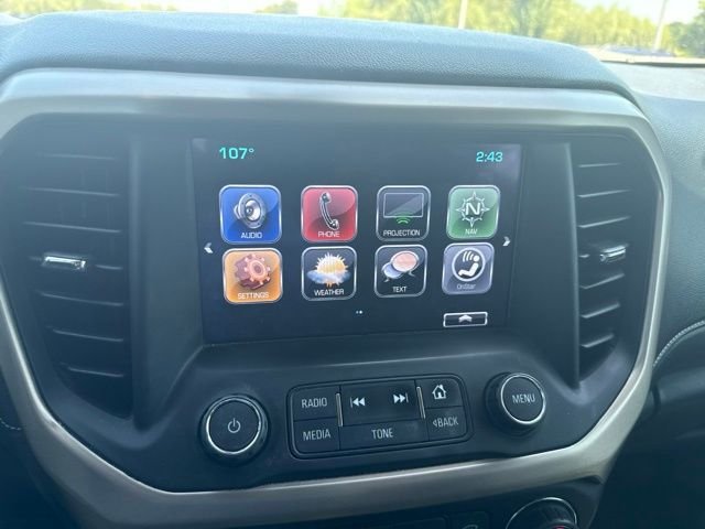 Used 2017 White GMC Denali image 9