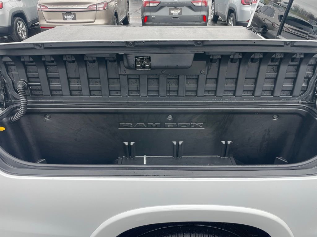 Used 2025 White Ram Limited image 33