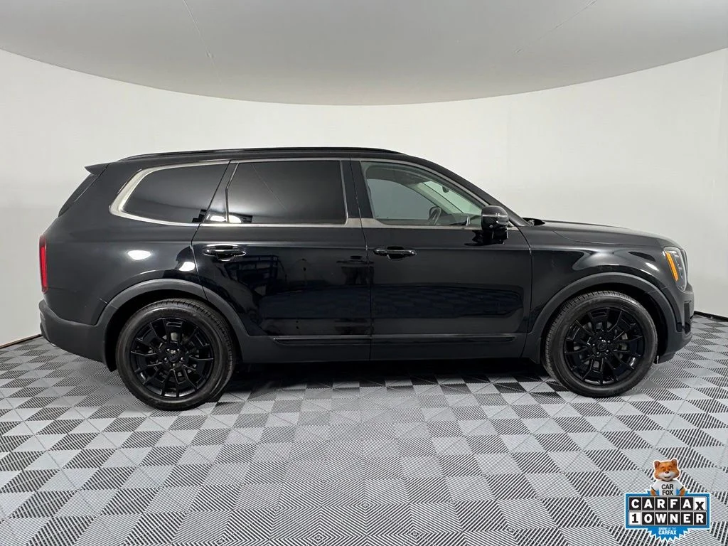 Used 2021 Black Kia SX image 7