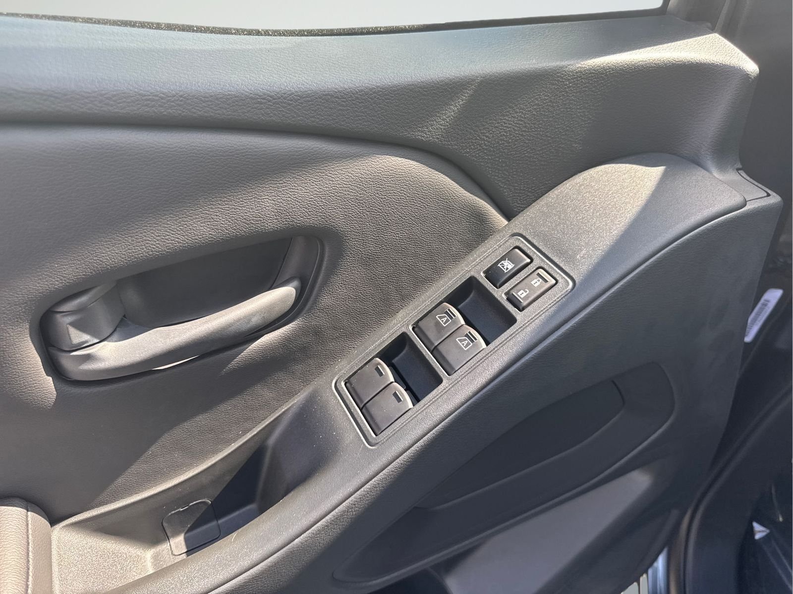 New 2026 Gray Nissan S image 17