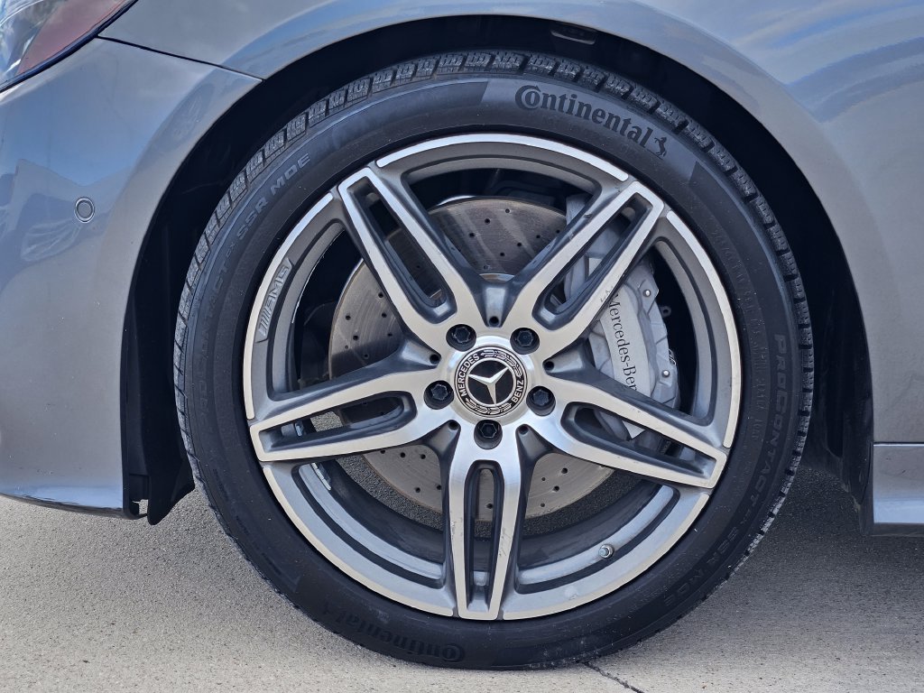 Used 2018 Gray Mercedes-Benz E 400 image 13