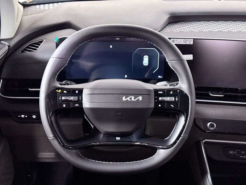 New 2027 Ivory Silver Kia SX image 13