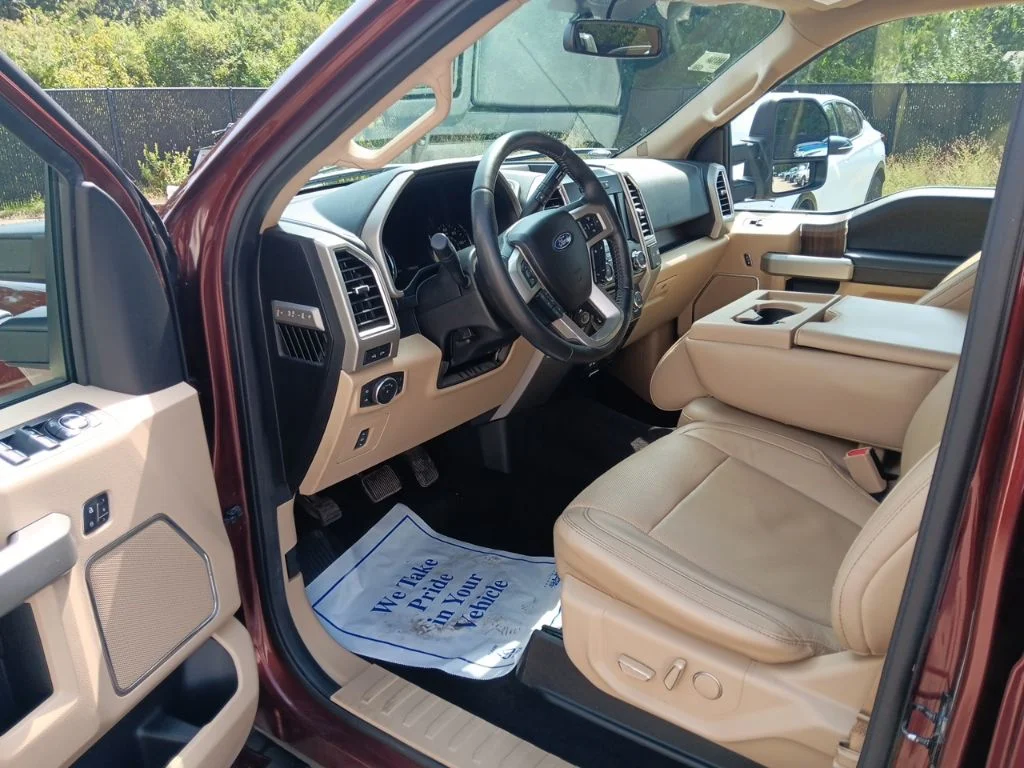 Used 2017 Bronze Fire Metallic Ford Lariat image 13