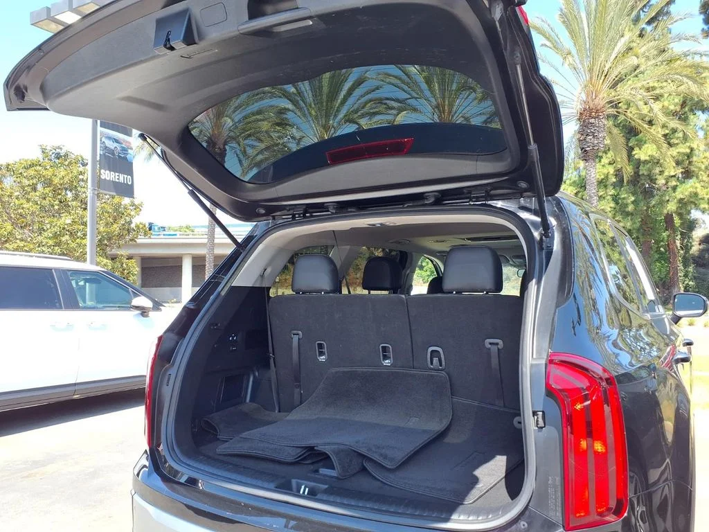 Certified Used 2023 Black Kia S image 23